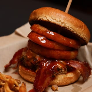 Roadhouse Burger